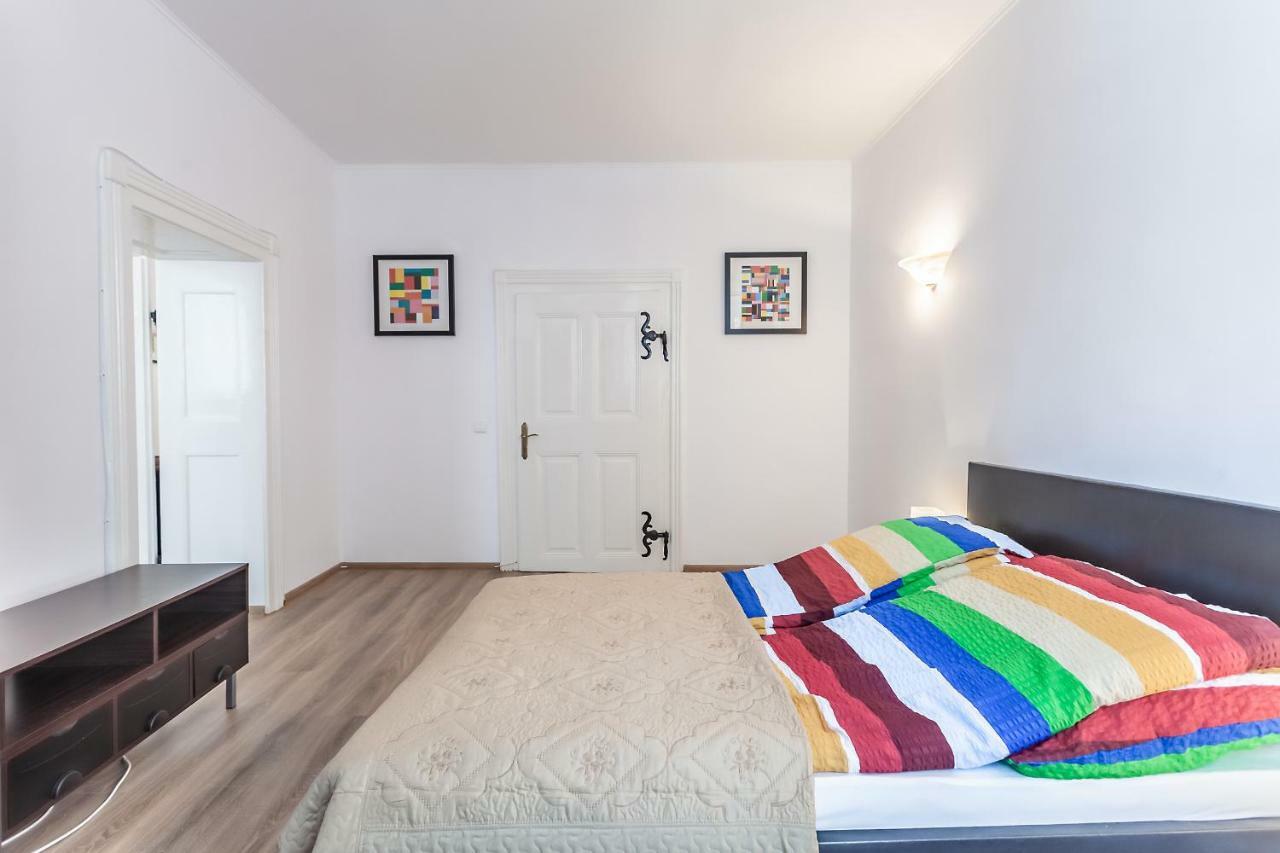 Kostas Apartments 브라쇼브 외부 사진