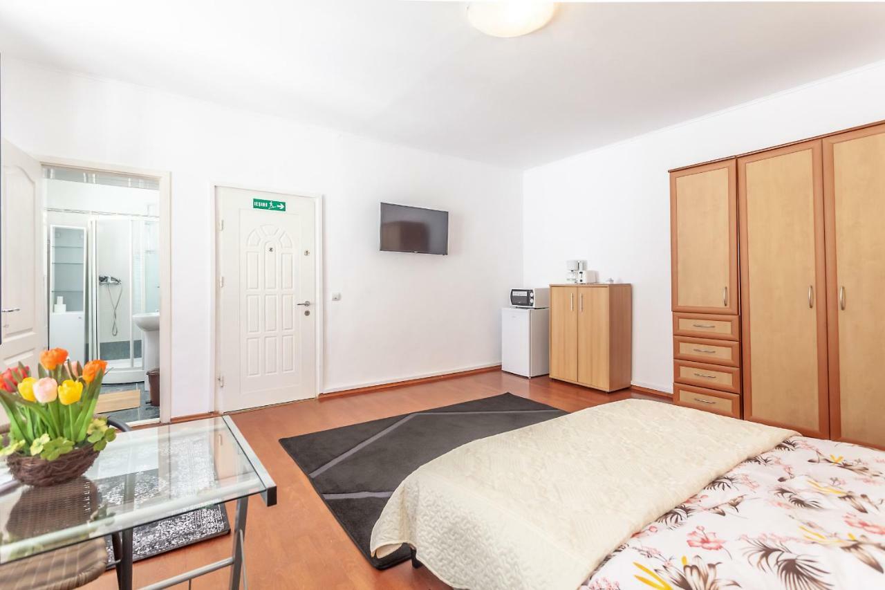 Kostas Apartments 브라쇼브 외부 사진