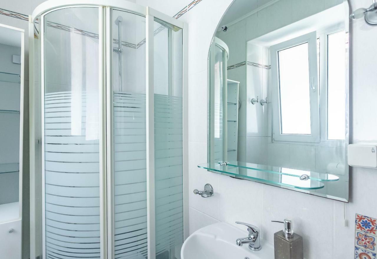 Kostas Apartments 브라쇼브 외부 사진