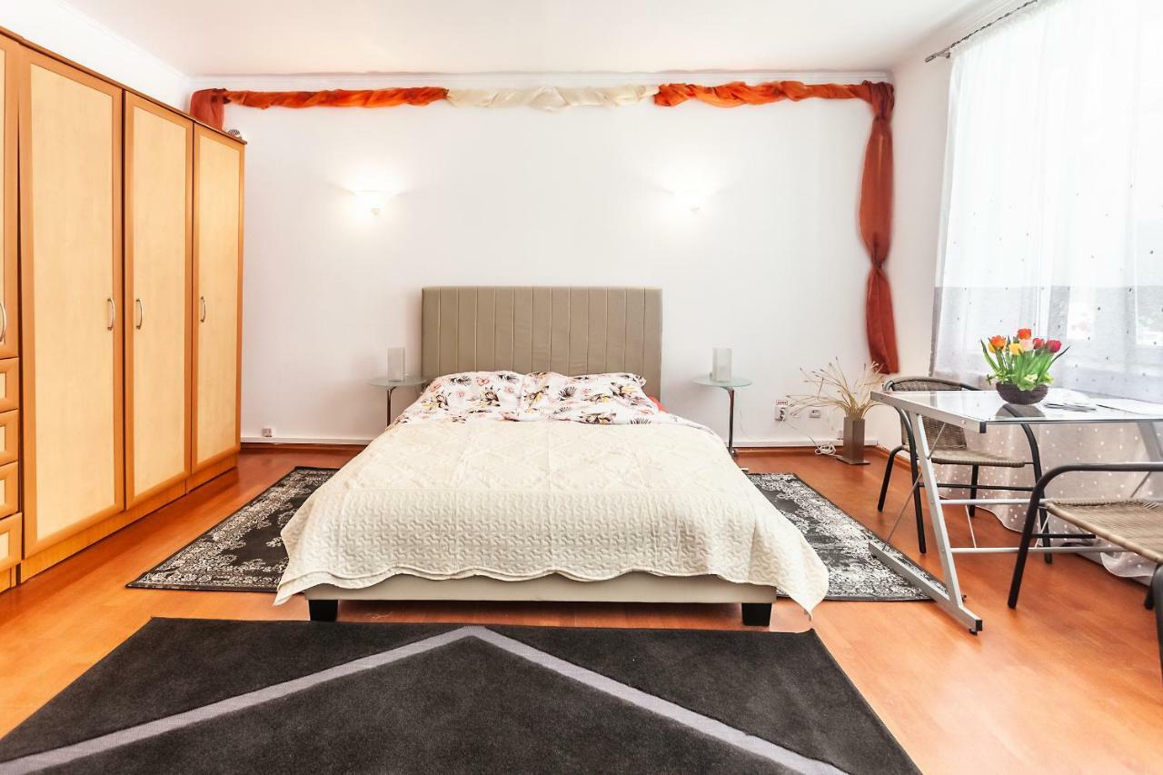 Kostas Apartments 브라쇼브 외부 사진